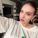 Diana, 30